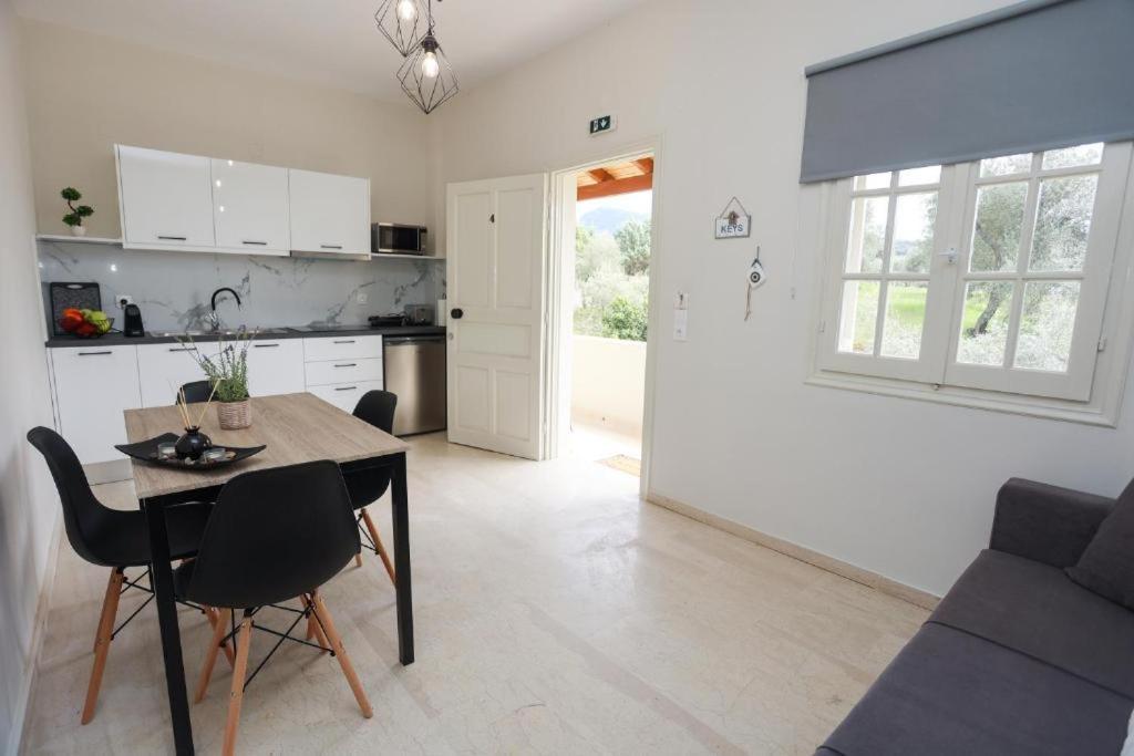 Kouros Apartments Litheres Eksteriør billede