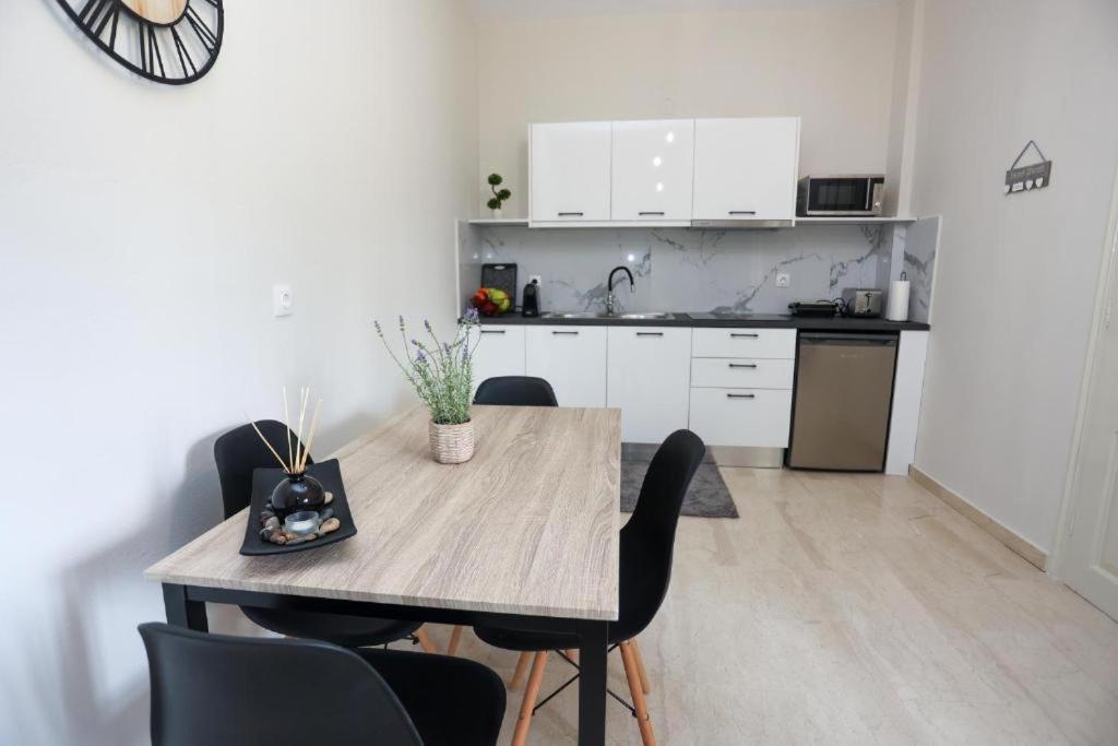 Kouros Apartments Litheres Eksteriør billede